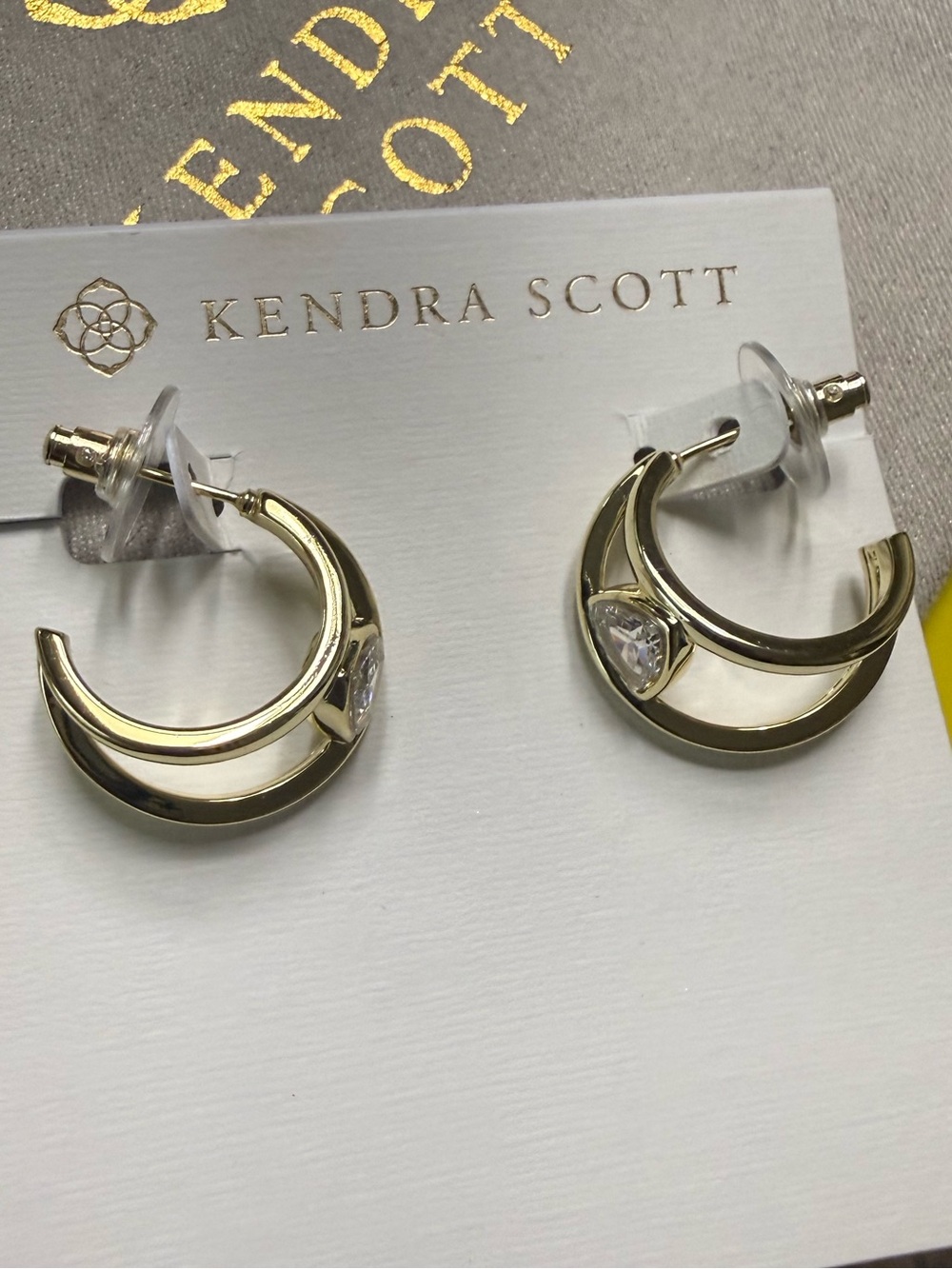 Kendra Scott Gold Hoop Earrings with Clear Trillion Stone New with tags. - Picture 3 of 7